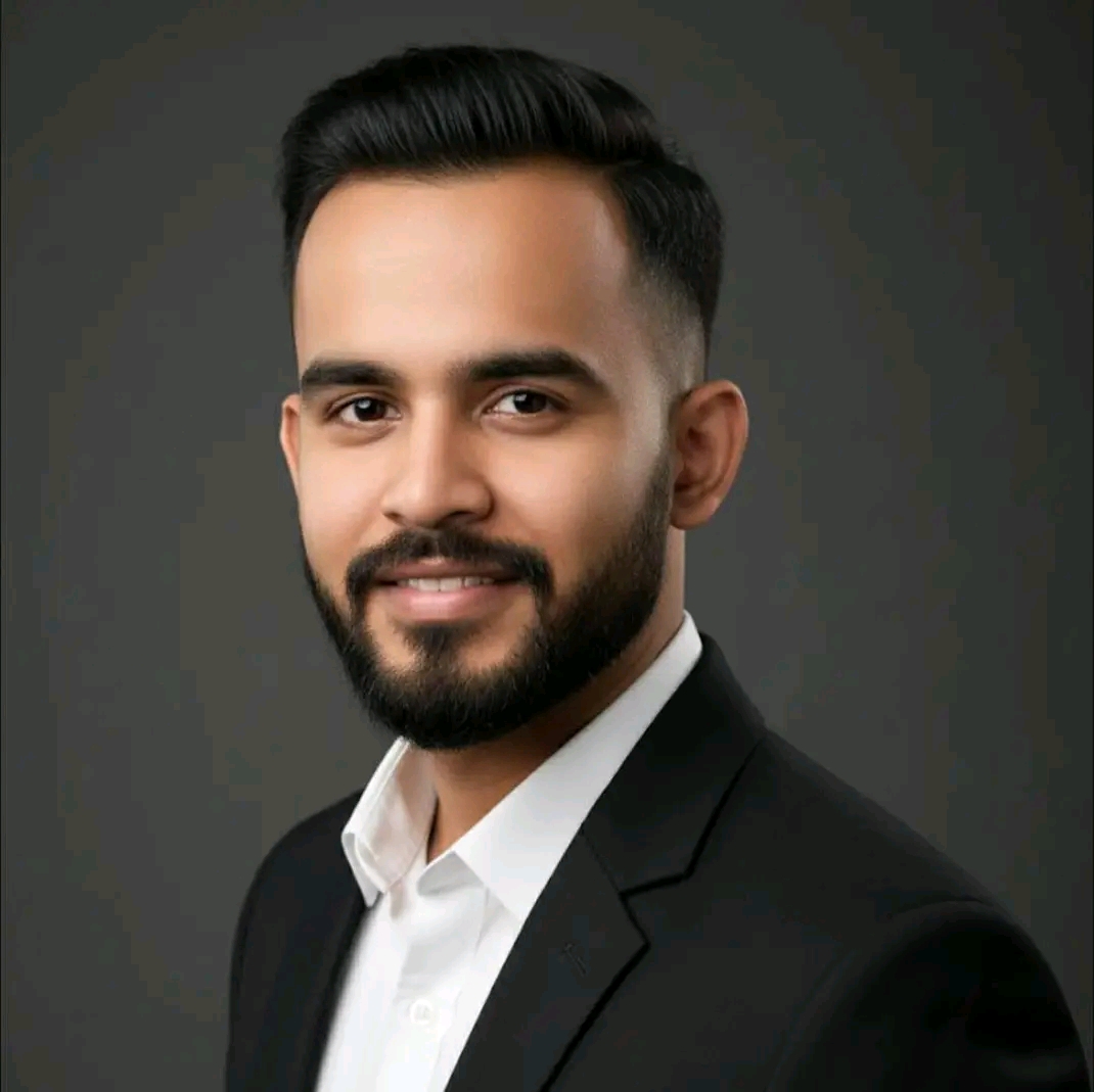 Riyad, Founder of FLUXO